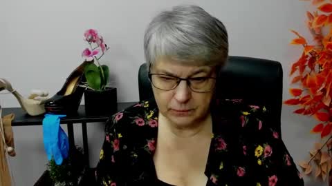 Snapshot of iris_xdesire chatting on December 2024 07:14:01 AM I R I S online show from December 2024 07:14:01 AM