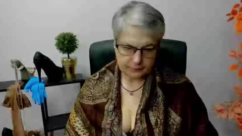 Snapshot of iris_xdesire chatting on January 2025 07:25:01 AM I R I S online show from January 2025 07:25:01 AM