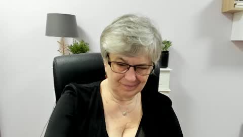 I R I S online show from May 2026 06:19:02 AM