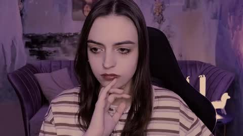 Iris online show from December 2024 07:21:02 PM