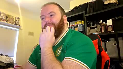 twitter theirishman205 online show from October 2025 03:56:02 PM