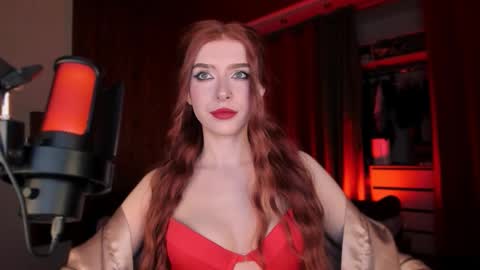 Miss Iris Fansly Miss Iris new inst.  online show from October 2025 07:23:02 PM