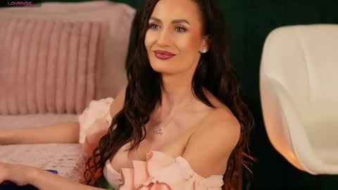 Snapshot of irisnightshade chatting on October 2025 12:01:02 AM Maria online show from October 2025 12:01:02 AM