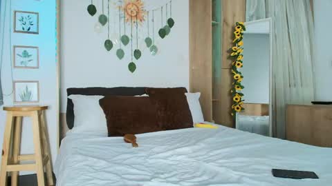 Iris Rosse online show from May 2026 03:01:02 AM