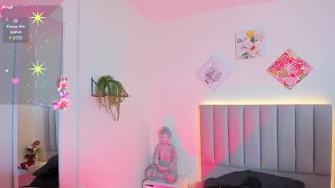 Iris online show from November 2025 03:28:02 AM