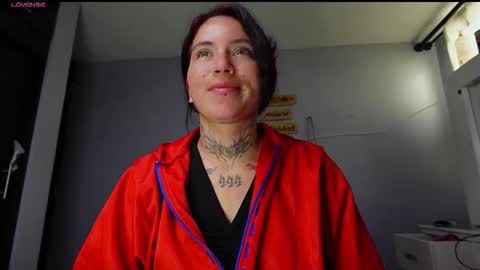 iriss_cardenas online show from October 2025 11:31:01 AM