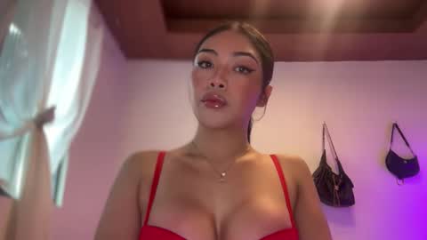 Snapshot of iriss_fox chatting on May 2026 06:09:01 AM iriss_fox online show from May 2026 06:09:01 AM