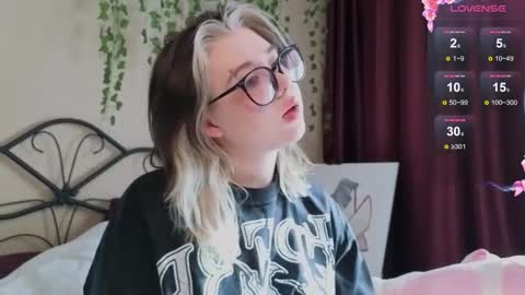 I am Cutie Iris3 online show from September 2025 04:34:02 AM