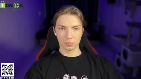 Iron online show from December 2024 09:22:01 PM