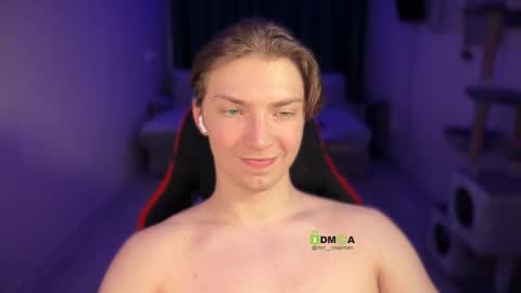 Iron online show from December 2024 11:20:01 PM