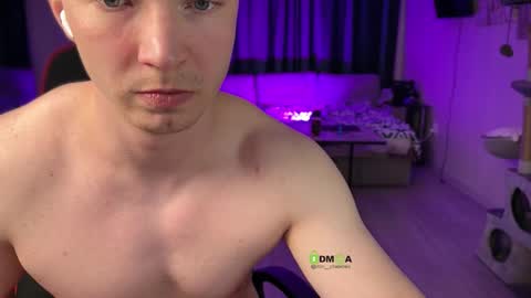 Iron online show from February 2026 09:55:02 PM