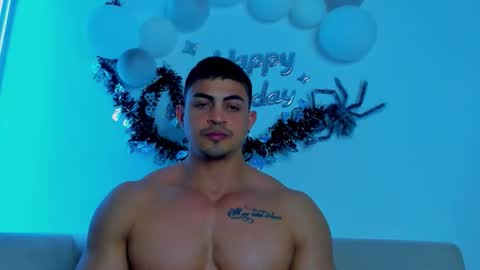 Iron online show from October 2025 09:17:02 PM