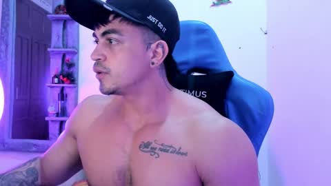 Iron online show from May 2026 10:48:01 PM
