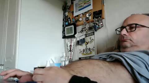 Snapshot of ironkokkk chatting on April 2026 08:18:01 AM Ironkokkk online show from April 2026 08:18:01 AM