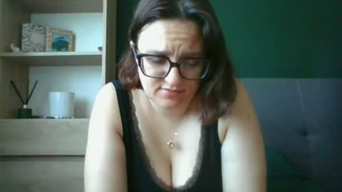 Snapshot of irresistibleparis chatting on July 2026 05:35:02 AM Paris online show from July 2026 05:35:02 AM