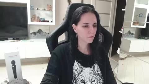 Irwi Tomboy online show from February 2025 09:32:01 PM