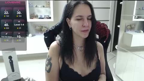 Irwi Tomboy online show from October 2025 09:37:01 PM