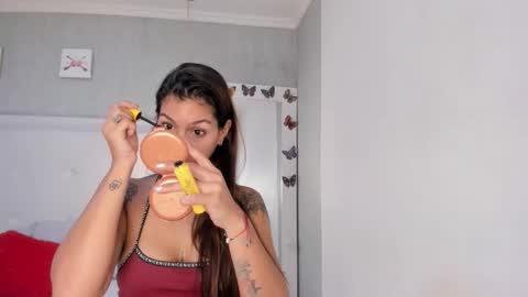 Snapshot of is_a_bell chatting on October 2025 02:18:01 PM is_a_bell online show from October 2025 02:18:01 PM