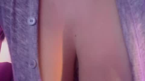 Snapshot of isa_crazy chatting on January 2025 08:32:02 AM Rachel online show from January 2025 08:32:02 AM