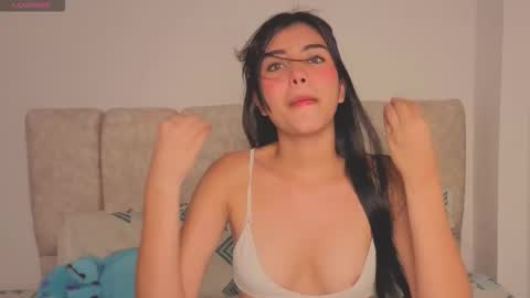 Isa Dolly online show from March 2026 12:36:01 AM