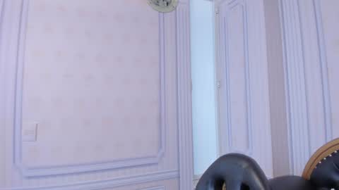 Snapshot of isa_little4u chatting on December 2024 02:22:02 PM online show from December 2024 02:22:02 PM