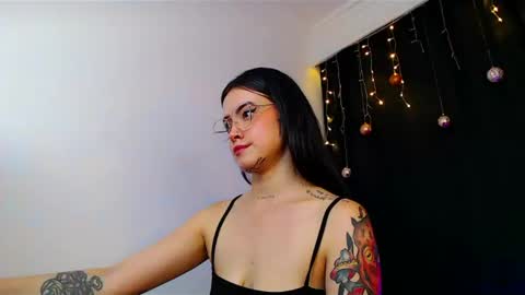       online show from December 2024 05:00:02 AM