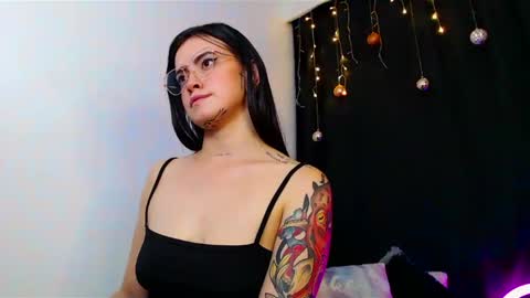       online show from December 2024 08:04:02 AM