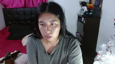 Snapshot of isa_mey chatting on February 2026 12:55:01 AM Isa online show from February 2026 12:55:01 AM