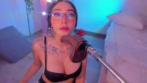 Snapshot of isa_redhair_ chatting on December 2024 07:47:02 AM ....  Connection time 900 pm to 500 amRest days Wednesday and Saturday online show from December 2024 07:47:02 AM