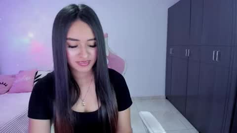 Snapshot of isaa_diamond chatting on November 2025 11:37:02 PM isaa_diamond online show from November 2025 11:37:02 PM