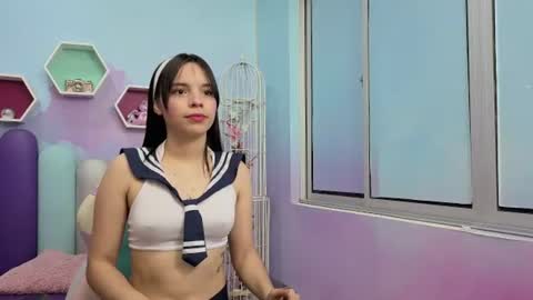 Isaa Skinny  online show from June 2026 03:48:02 AM