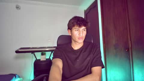 isaac online show from December 2024 04:42:02 AM