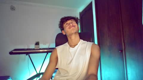 isaac online show from January 2025 01:58:01 AM