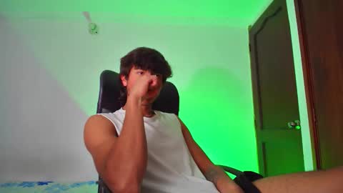 isaac online show from October 2025 03:07:02 AM