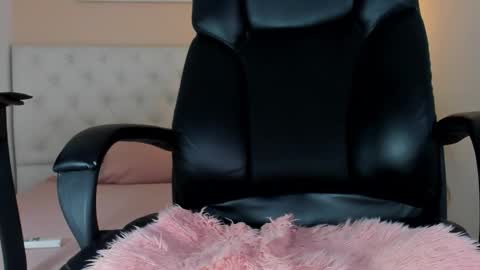 Snapshot of isaac_cryston chatting on March 2026 10:16:02 PM isaac_cryston online show from March 2026 10:16:02 PM