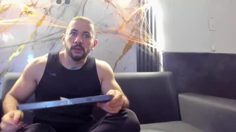 Snapshot of isaac_franko chatting on October 2025 09:15:02 PM isaac_franko online show from October 2025 09:15:02 PM