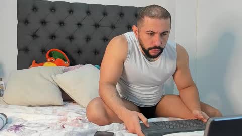 Snapshot of isaac_franko chatting on November 2025 10:47:02 PM isaac_franko online show from November 2025 10:47:02 PM