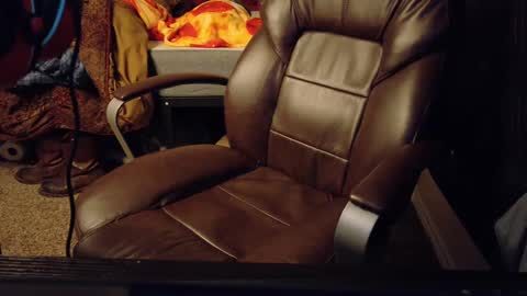 isaac online show from December 2024 07:58:02 AM