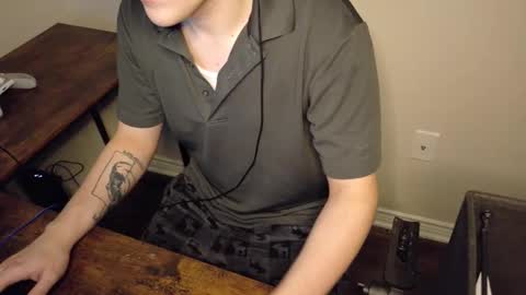 Snapshot of isaac_sheffield chatting on March 2026 09:10:02 AM isaac online show from March 2026 09:10:02 AM