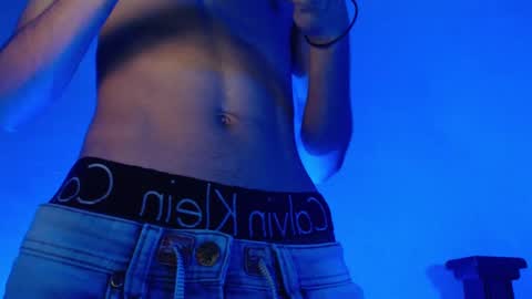 isaac online show from December 2024 03:26:01 AM