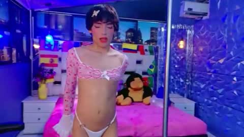isaacnova online show from June 2026 09:08:02 PM
