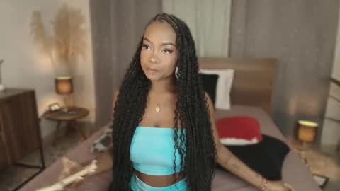 Isaa Coleman online show from November 2025 01:23:01 PM