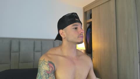 Isaac Surez online show from February 2026 05:28:02 PM