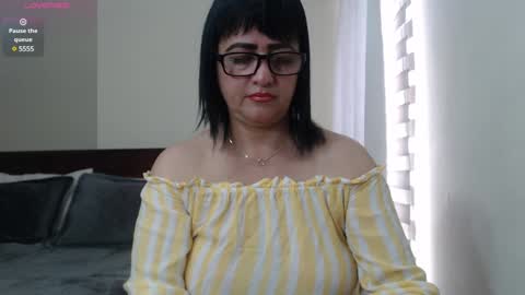 Snapshot of isabeel_sofia01 chatting on January 2025 04:27:01 PM Isabeel Sofia online show from January 2025 04:27:01 PM