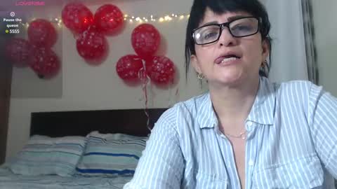 Snapshot of isabeel_sofia01 chatting on February 2025 12:08:01 AM Isabeel Sofia online show from February 2025 12:08:01 AM