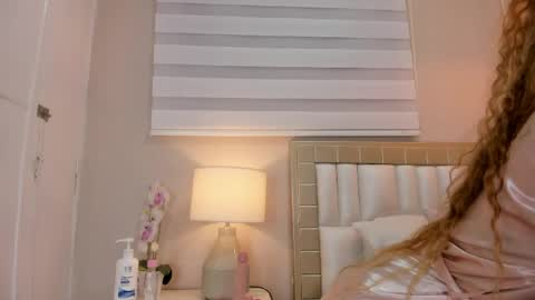 isabela__x online show from April 2026 11:34:01 AM