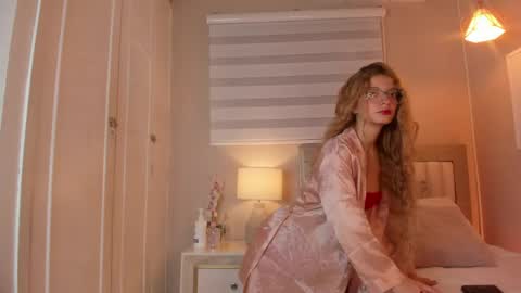 isabela__x online show from May 2026 11:40:01 AM