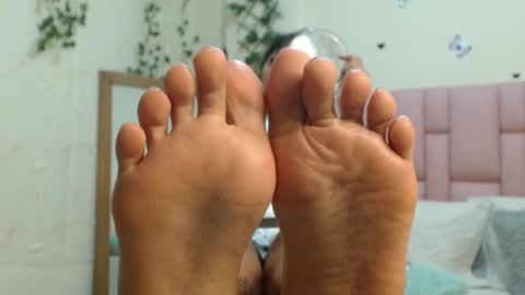 Snapshot of isabela_ferrer_ chatting on September 2025 01:26:02 PM I S A online show from September 2025 01:26:02 PM