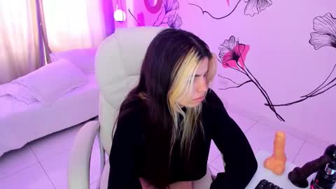 Snapshot of isabela_fiorelli chatting on November 2025 02:16:01 PM isabela_fiorelli online show from November 2025 02:16:01 PM