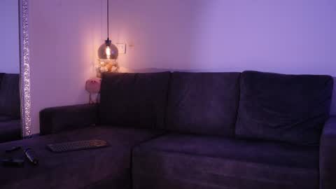 Isabela online show from May 2026 04:04:02 PM